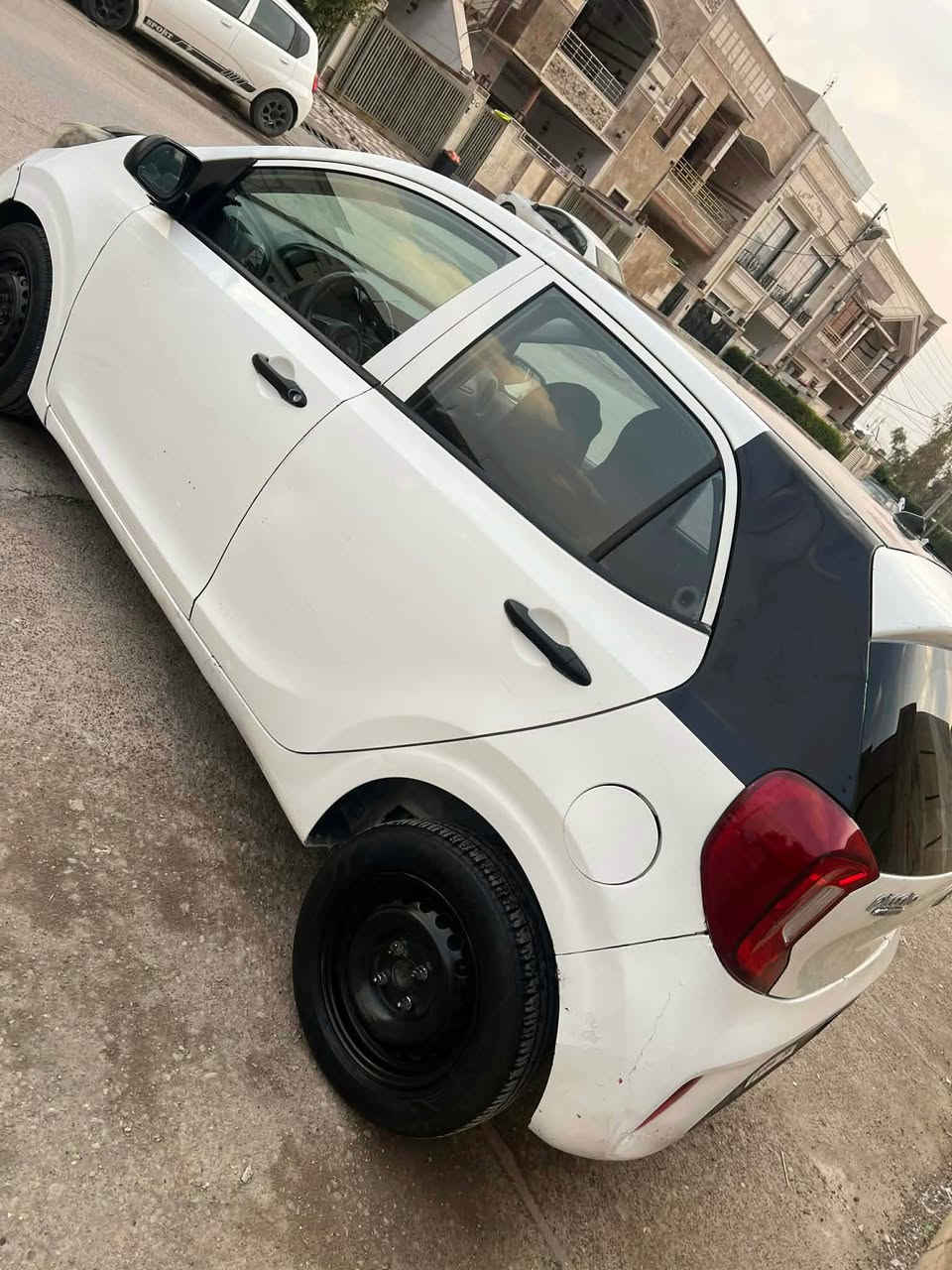 كياء بيكانتو موديل ٢٠١٨ سياره كه بى ره قمه براوه ى دوبه يه. سياره موديل ٢٠١٨سياره ادوات دوبيه ى مابى ره قم سياره نظيف ***********سعر (٤٨)$ مجال أربيل, العراق
