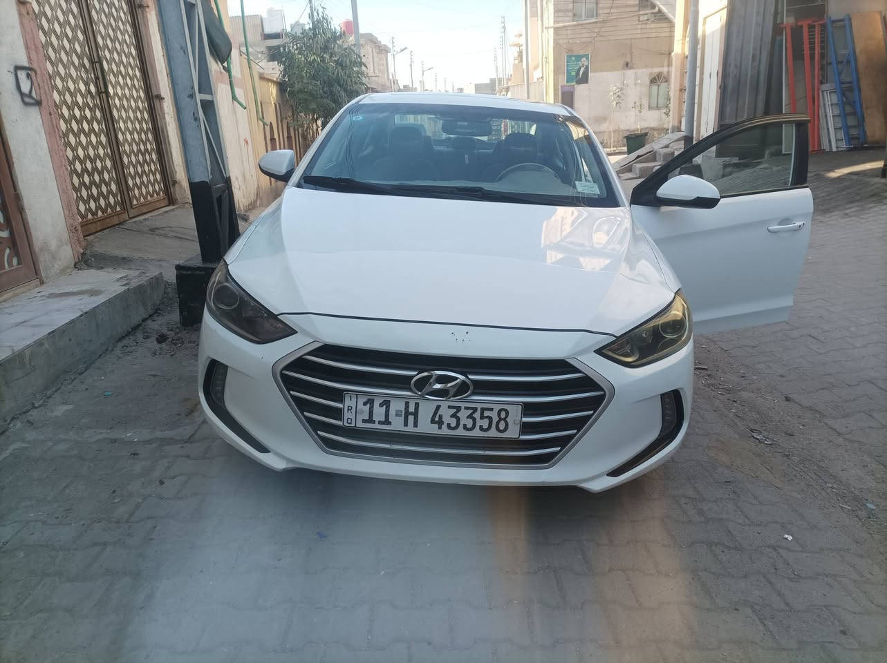 النتراا 2017 وارد امريكي فول مواصفات محرك 2000 دوش كير اي تي السياره جاهزه ماشيه 102 ميل  صور الحادث منشوره بسمي رقم دولي السعر 127 وبيها مجال *********** ماا متواجد على النت خابر او تدلل مكاني بصره
