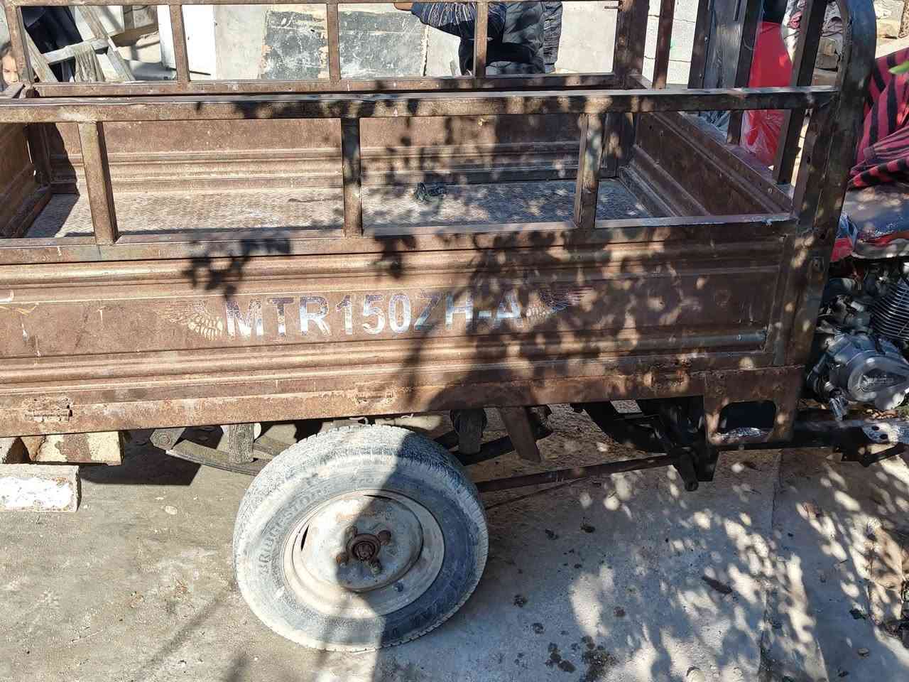 سلام عليكم ستوته للبيع موديل 2010 كلك السعر خاص هاذه رقمي ***********
