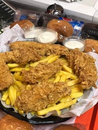 شيف سناكات بيتزا مقبلات  من بغداد متفرغ للعمل  07716864921