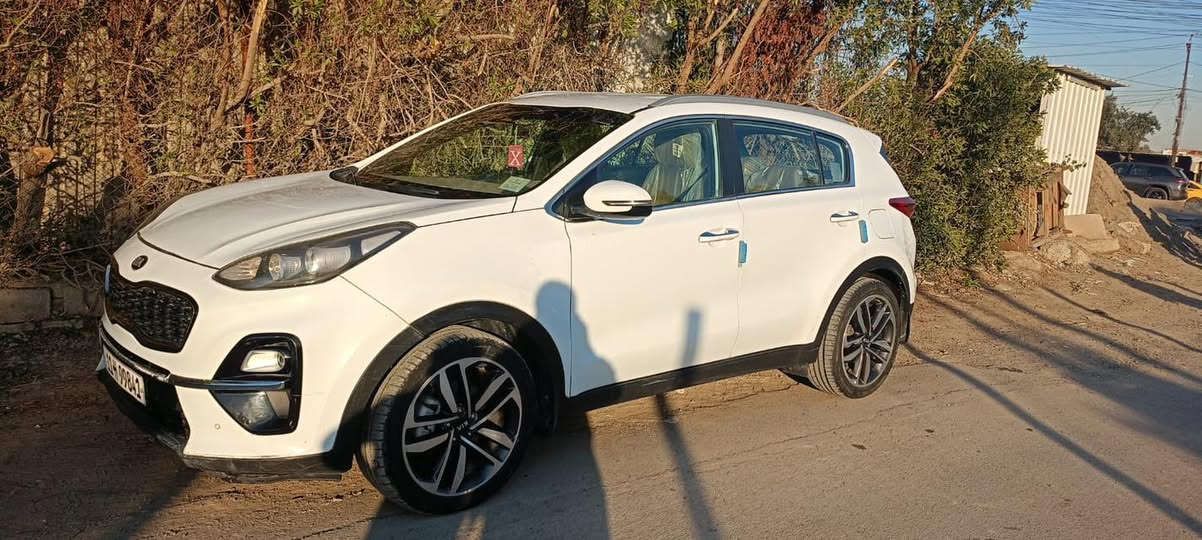 سلام عليكم كيا سبورتج خليجي موديل 2019 محرك 2000 نص فول بيها صبغ بنيد +جاملغ امامي وخلفي والسونار موجود ويه الصور السعر 175 وبيها مجال
مكانه بغداد فلكه حي النصر
***********
