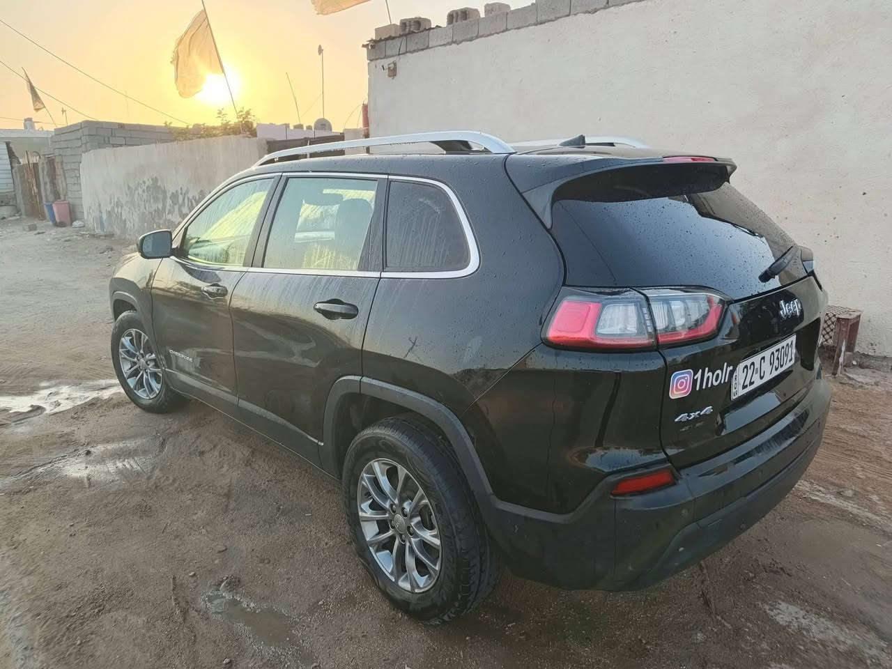 جيب بزون شيروكي 2019
حساسات خلفي 
تحكم ستيرن 
تدفئة كشنات 
تبريد تدفئة خير
نقطة العمية 
توقف ذكي
صندوك كهربائي
تشغيل عن بعد
حدادية 85٪ 
تخم تاير جديد 
لايت زنون بلاد ليزري 
داخلة هزه 2025/11/25
هزتها 93٪ امان وسلامة 
رقم اربيل سنوية بسمي تنتهي 2030
 ***********
