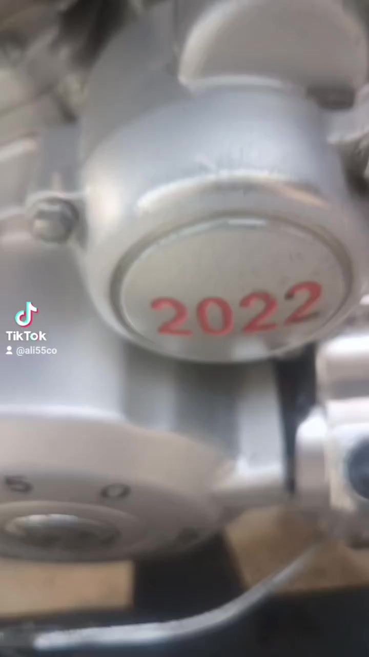 امتيار رقم رقم انكليزي موديل 20جاهزه من كلشي برغي ماعازه مكاني كوفه شراي بخدمتك  الرقم بي واتساب *********** مداور شوكت ميعجبك
