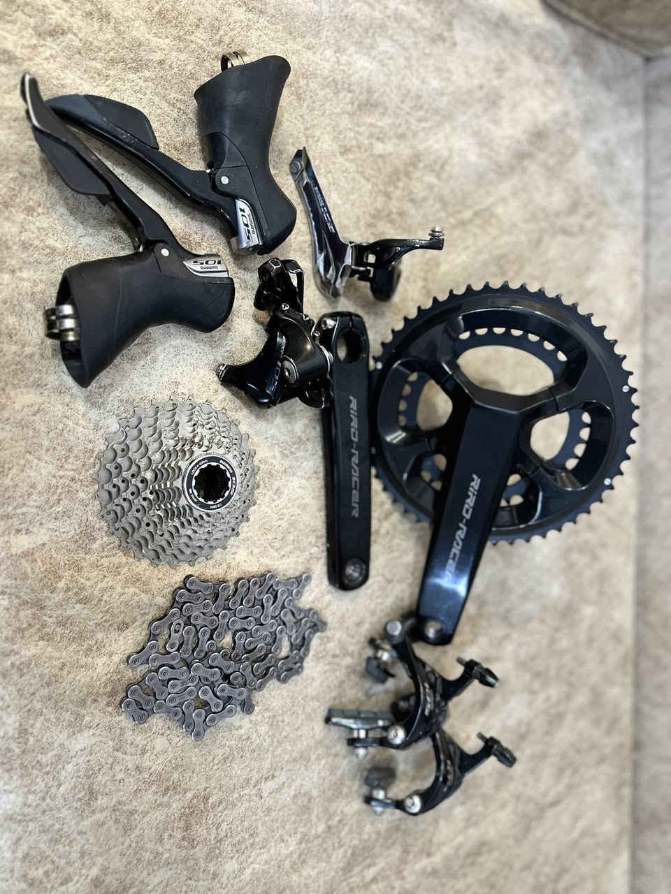 السلام عليكم متاحح قطع نارر 🔥

سستم r7000 105 كامل نضافة فول كله شغال
سستم 105 r5800 كامل نضافة فول كله شغال

فريم أس ووركس فوول كاربون موديل2017 تفاصيلة خاص
فريم رود تسونامي المنيوم موديل ٢٠٢٤ جديد مع كارتونتة

زوج ويالة ديتي سويس المنيوم صناعة سويري فول سلاسة 
زوج ويالة زايب فول كاربون صوت مرعب 6 بنط ٣ شرح 

للاستفسار عن كل القطع والاسعار التواصل خاص او الاتصال بالرقم ***********
متوفر توصيل لجميع المحافظات
