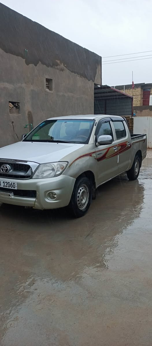 بيكم هايلوكس موديل 2006 مصبوقه حزام جماليه بدون كير عادي حادث بدون فتح  رقم واسط  السعر 115 وبيه مجال ))))))***********))))***********
