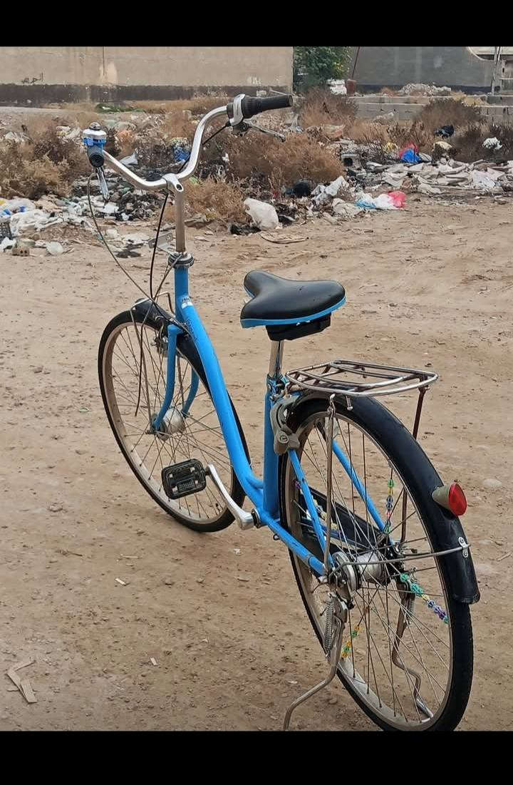 سلام عليكم ورحمة الله بايسكل بناتي بطة للبيع السعر 70وبي مجال للطيبين العنوان بغداد التاجيات شارع جاسم ماركت الاتصال على الرقم ***********
