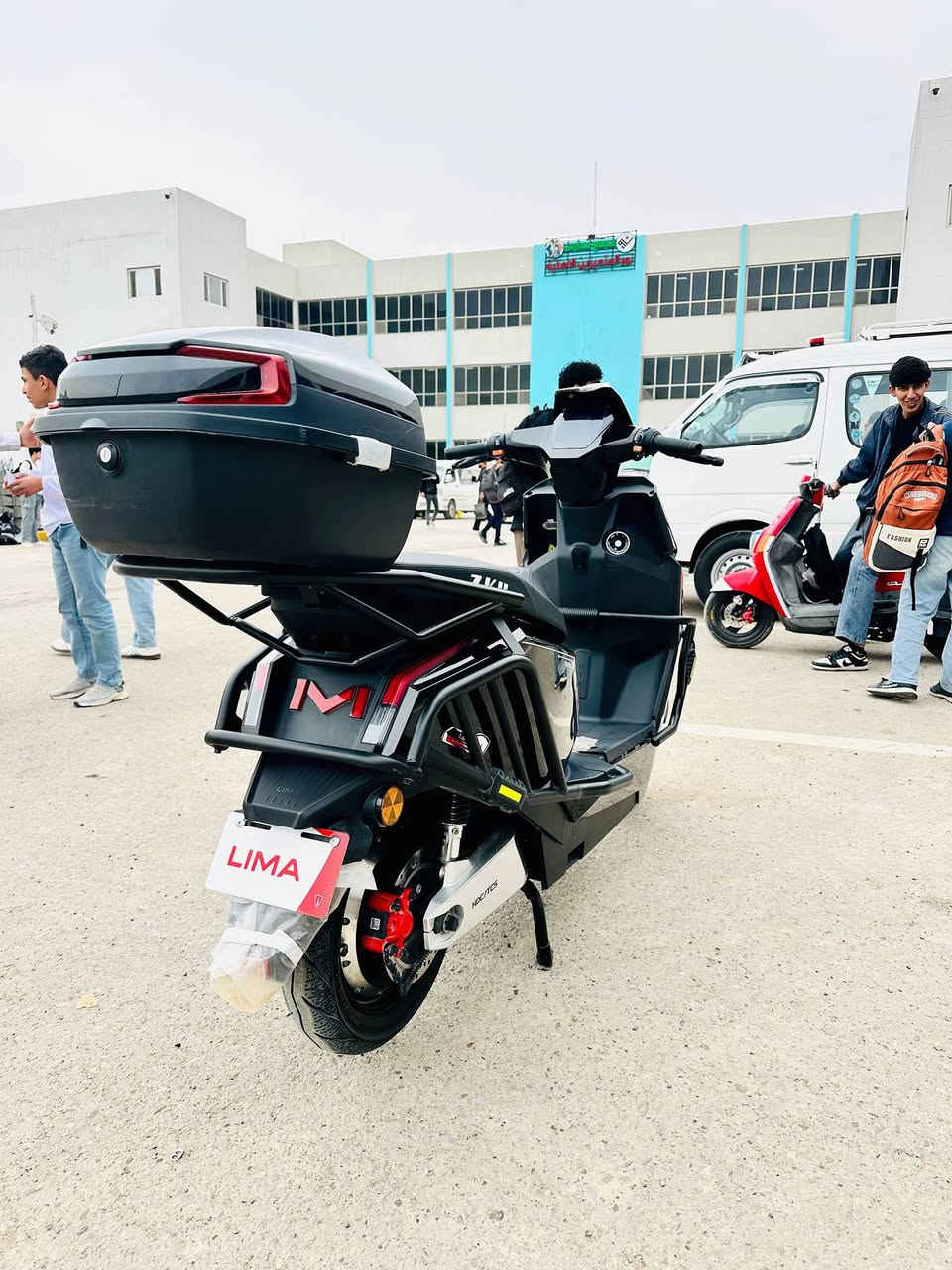 السلام عليكم دراجة شحن LIMA
ملف 2000 واط وبطاريه 38 اميبر 6 بطاريات مسطره 
ودرع حماية 360 الدراجه كامله ونظام بك و3 سرعات 
وبصمه وسويج عدد 2 سرعته 80 وماشيه 615 العنوان بغداد ناحية الوحدة قرب بسماية


**إذا كنت صاحب هذا الإعلان وتريد حذفه لأي سبب، رجاءا أرسل رسالة إلى الدعم الفني**