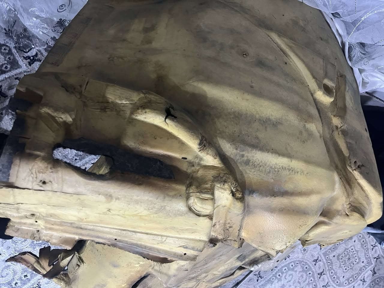 سلام عليكم غراض صقر عندي مروحه تبريت شباك بلادي نيكل مرايه مرايه جانبيات هم عندي فرش ارضي كامل امامي خلفي ولف حماوه عندي تكم صفح عندي سرج كير بل نص عندي كامل ويا صاج صاج دشبول عندي دكم جام عندي شنو تحتاج موجود ***********
