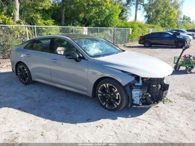 مزاد اليوم
كيا K5 2024 مواصفات GT-line
تدخل ذوي الشهداء 
تاريخ المزاد 2025/12/29
الضرر موضح بالصور 

مختصون في نقل وشراء السيارات من المزادات العالمية 🌎
اسعار شحن تنافسية 
توفير كارفاكس مجاني ✅
تتبع السيارة من لحظة الشراء 
العنوان : موصل الجديدة شارع بغداد 
للتواصل : ***********
