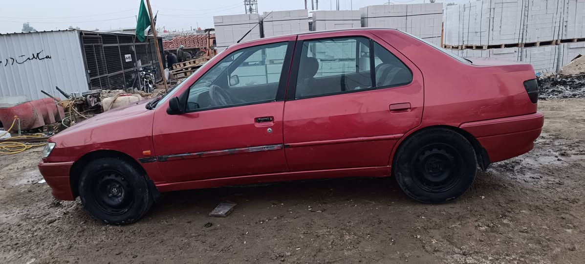 السلام عليكم اخوان للبيع او مراوس  بيجو فرنسي مديل 2003 رقم بابل انكليزي سنويه هزه جديده سياره محرك وكير كورلا اوتو كهربائيات كلها شغاله غرفه جديده حداديه تخم تاير جديد السعر 30وبيه مجال مكاني الديوانيه ***********
