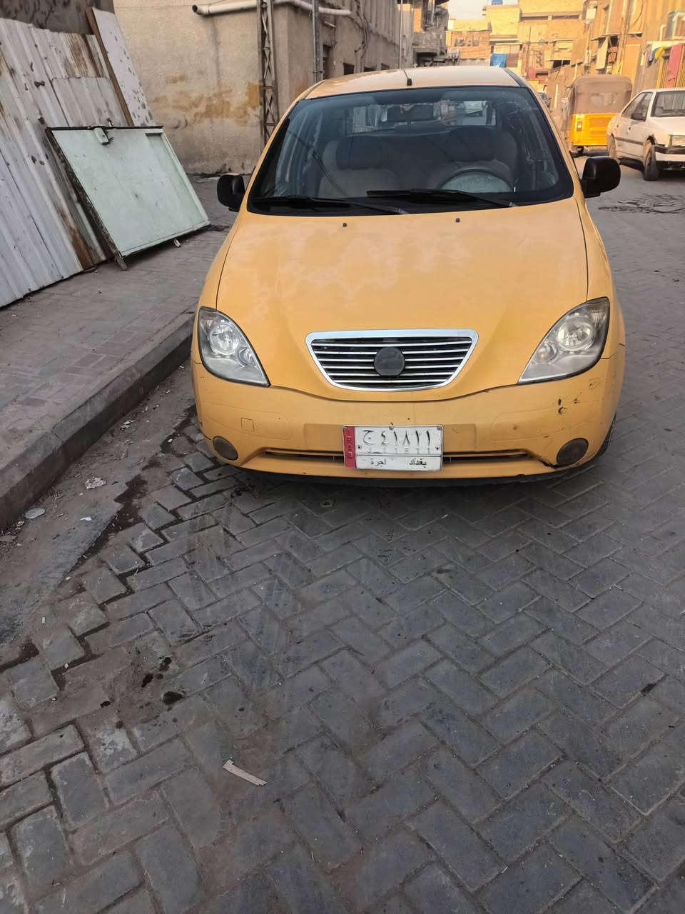 طيبه البيع بلديه مكينه وكير مكفولات تحويل مباشر مصفره هيه وغرامات وسعر 35وبيه مجال  بغداد مدينة الصدر وليحب يخابر رقمي *********** موديل 2015
