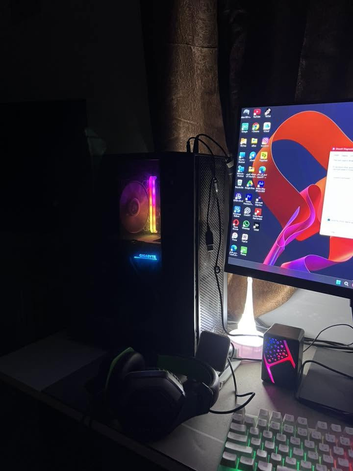 * نظام التشغيل: Windows 11 Pro 64-bit (Build 26100)
* الشركة المصنعة للوحة: ASUS
* إصدار BIOS: 2611
* المعالج: Intel Core i5-12400F الجيل 12
    * 12 Threads
    * سرعة أساسية تقريبية 2.5GHz
* الذاكرة (RAM): 16GB (16384MB)
* DirectX: الإصدار 12

ملخص الجهاز:

* CPU: Intel Core i5-12400F
* RAM: 16GB
* OS: Windows 11 Pro 64-bit
* DirectX 12
* Motherboard: ASUS

الاستفسار ‭0772 653 1559‬
متواجد واتساب العنوان بغداد
