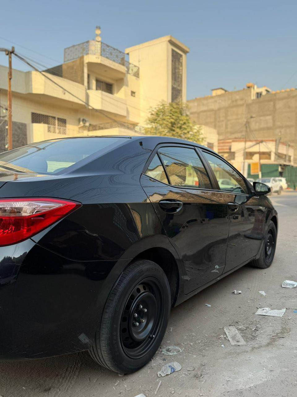 السلام عليكم كورلا السعر125موجود صور الحادث بيه 
الحادث كلش خفيف وحلو سياره مرتبه وحلوه  وبيهامجال كلش قليل مكاني بغداد الراشديه  *********** بغداد, العراق
