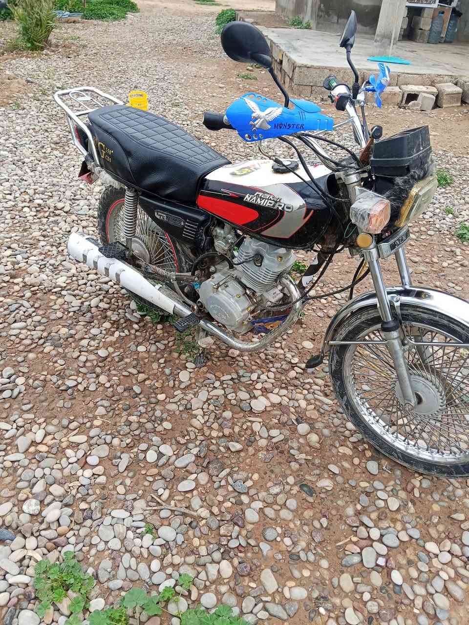 سلام عليكم دراجة نامه موديل 15بيه 5اوراق اصولي محرك كهربائيات دشبول رون سرعه بريك  خلفي سعره 325جلولاء قرية جميله ***********
