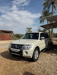 وينه اليدور جديد ومكفول 2010 بسمي مداور ثانيوم سياره جديده كلش ستخدام ...