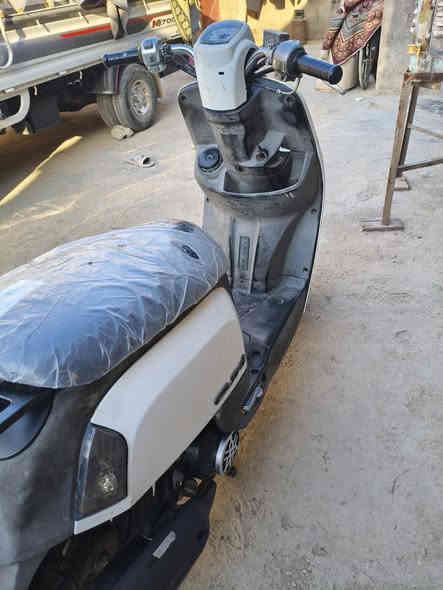 سلام عليكم دراجه بليس كفاله عامه دراجه حاويه كله شغال سلف هندر اشاير كله شغال مكينه مكفوله دراجه كله رقم واحد دراجه جديده معنه الكلمه مال جناي الاستفسار ***********مكان بابل قضاء القاسم
