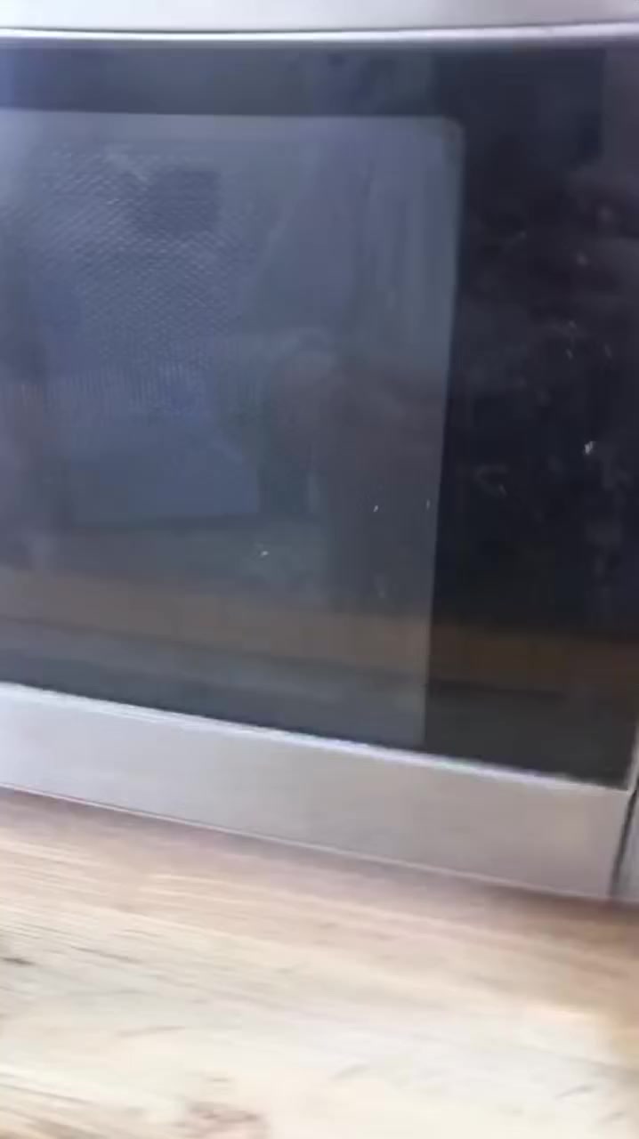 سلام عليكم غراض للبيع سعر مناسب  مستعجلين على البيع لضيق المكان العنوان الحريه الاولى الاسعار بيها مجال
ثلاجه بيكو  75 مجمده كهرمانا  75 ميكروف 50 ما داخلات تصليح نظيفات كلش للإستفسار ***********
