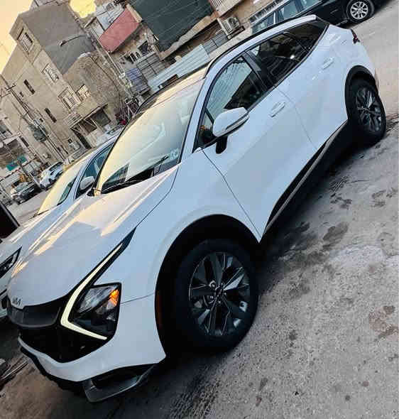 سبورتج 2023 sx محرك 2500cc بانوراما بصمه وترحيب كشنات جلد وكهرباء وخزن دشبول شاشا متصله شاحن واير ليس سستم صوت هرلم صندوق كهرباء رادار ونقط عمياء اوتو هولد دخول جديد بدون رقم ماشي 13 الف مايل حادثها صطحي وموضح بصور بجم كبس السعر 190 ورقه مكانها بغداد زيونه الاتصال *********** بغداد
