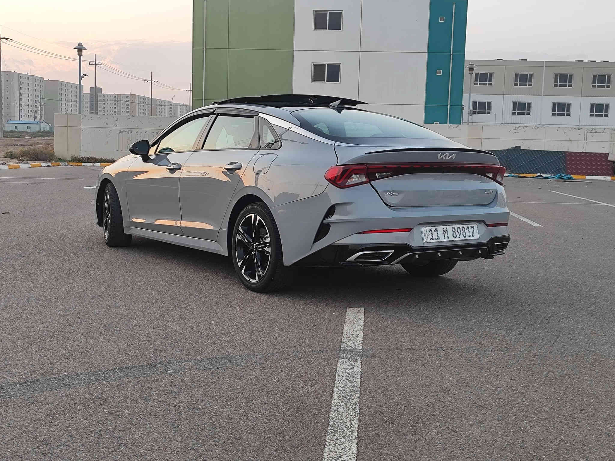 السَلٱمٌ عـَلـْيگمّ     k5.  موديل. 2022
فوول مواصفات حادث بلصفحه. ومصبوغه الصفحه بدون صبغ التكمه.   
السياره ماشيه 32 الف. رقم بغداد الجديد 
ايرباك البرده.  السياره نضيفه وجديده.
مكاني مجمع بسمايه. السعر.     168 💯
ترهم مراوس حسب القناعه
هاتف واتساب ***********.
