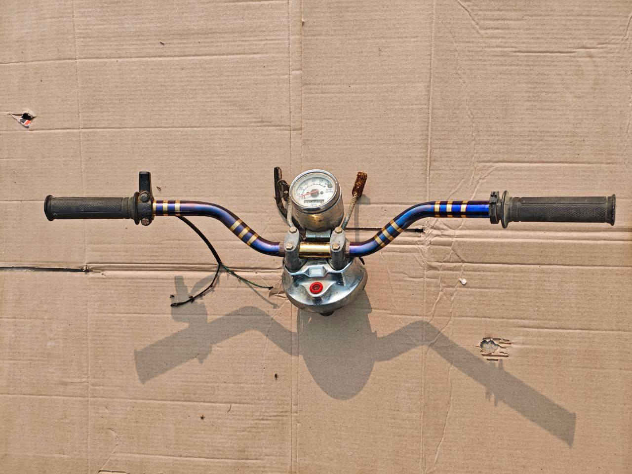 غراض ماكس عدله 
وغراض 60
وعندي غراض مصريه تفصيخ مكينه شاصي كاملات 
مكاني ناصريـــه الاسكان الصناعي
 ***********
