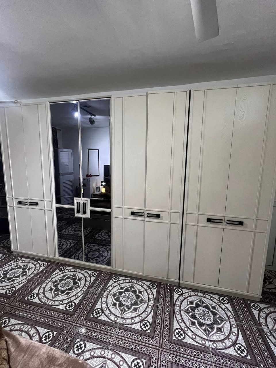 غرفه تركيه11 قطعه نضيفه 100/100 للبيع ***********
