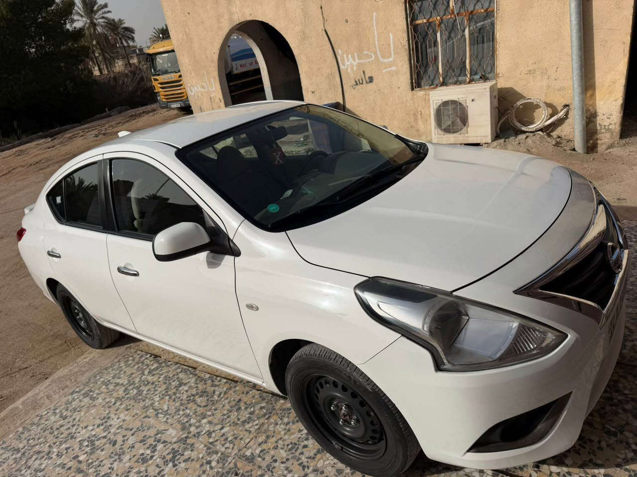 سلام عليكم 
نيسان سني هندي 2024
سياره كفاله جاهزه للخير 
السعر125 وبيها مجال بصيط
عنوان بصره كرمه علي ابوصخير
هاتف وتساب
*********** البصرة, العراق
