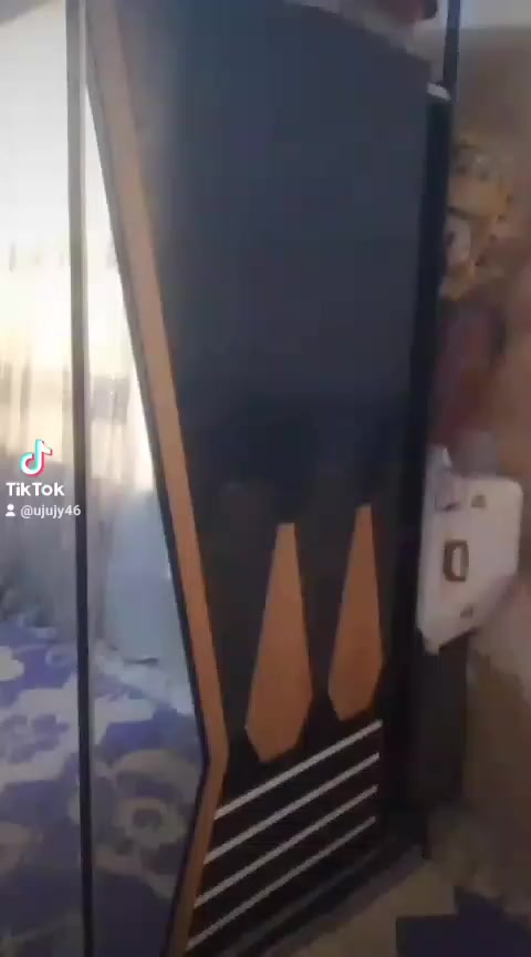 كنتور ام يستواليه وجرارتين للبيع اللي يريدهن بخير ويدلل مكان طويريج الخيرات سعرهن مناسب راسلوني على الواتساب ***********
