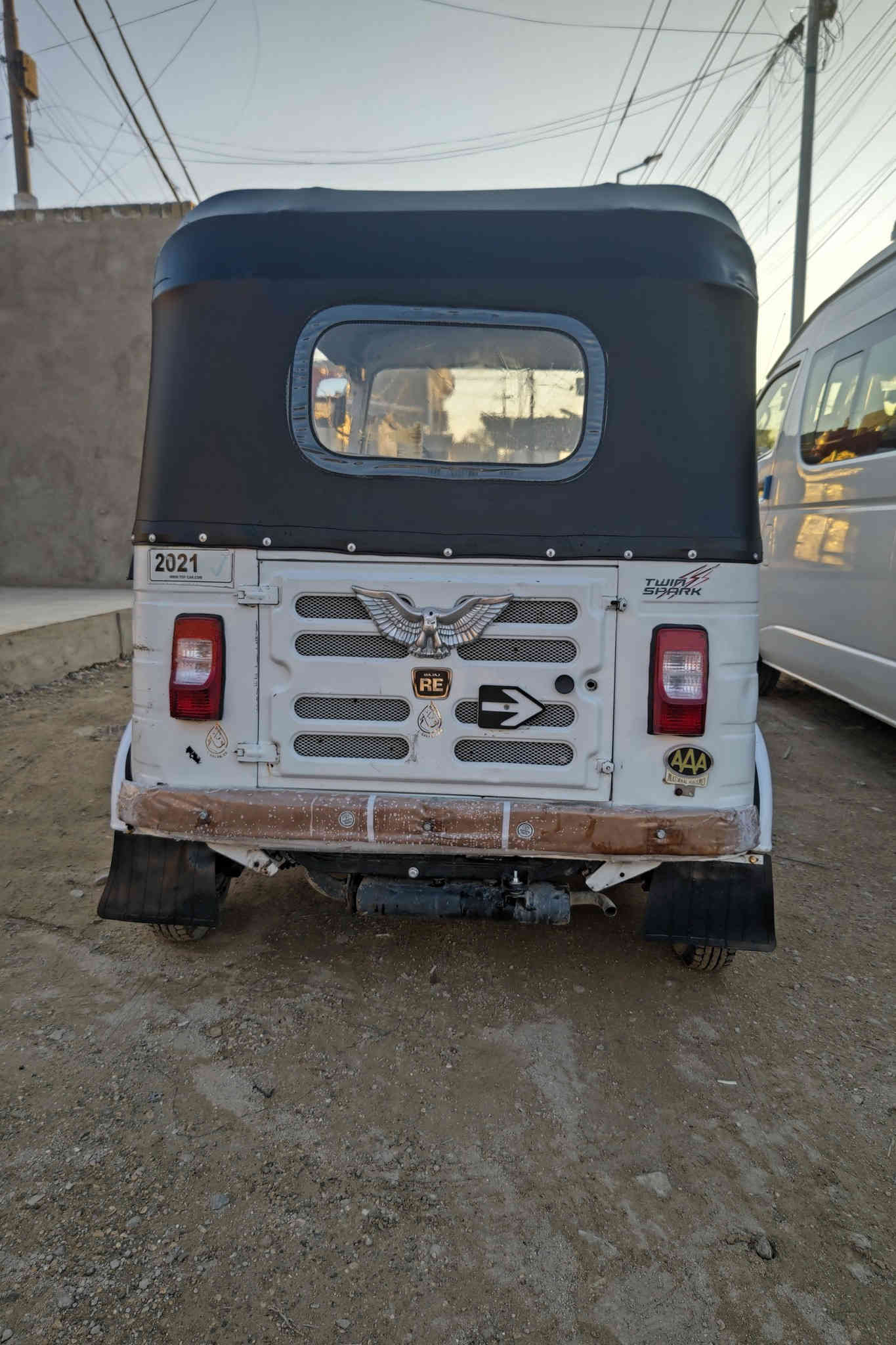 اسلام عليكم تكتك 2020شعر 10رقم وسنويه تكتك نضيفه قطره صبغ مابيه ومكينه خير من الله سعر 6500 وبيه مجال مكاني الحبيبيه ***********
