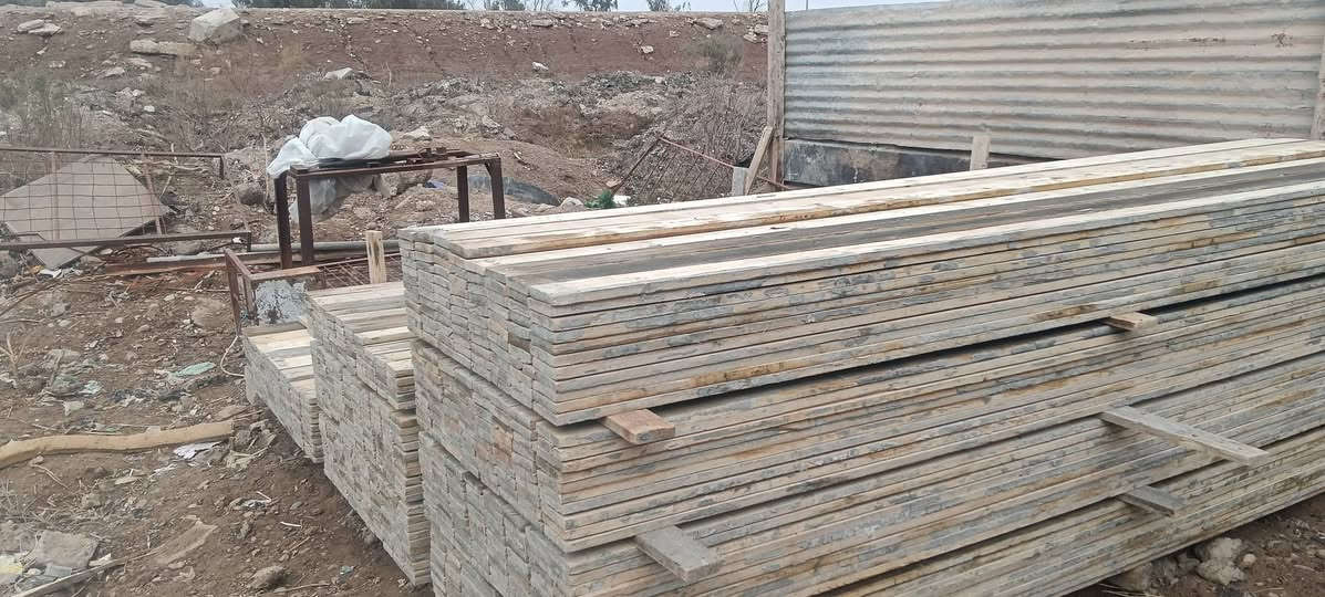 السلام عليكم لوح4متر للبيع دكه وحده بغداد الحسينيه ***********
