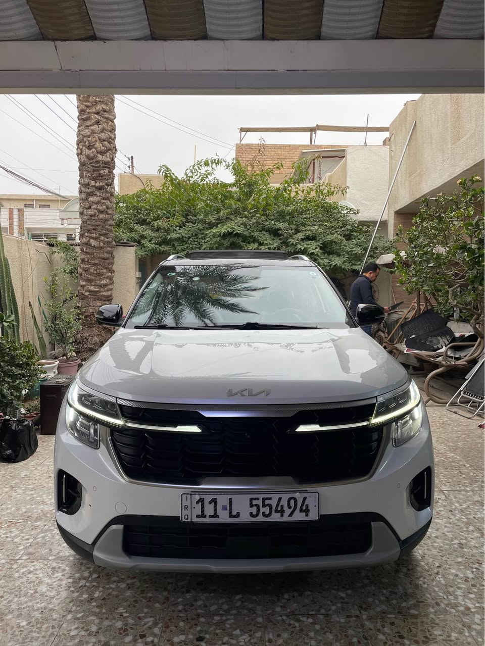 السلام عليكم كيا سيلتوس 2023 مكفوله كفاله عامه من الضربه والصبغ فوووول مواصفات 4 كامرات 
-سقف بنراما
-شاشة متصل 
-درايف مود
-رادارات
-مكينه 1500 دبل نوزل المرغوب
-كشنات جلد
-سايد بريك بصمه
وبعد بيها كلش اهواي مواصفات ماشية 20 الف 
رقم بغداد الجديد السياره مكانها بغداد معروضه ب175$ وبيها مجال للأستفسار *********** بغداد, العراق
