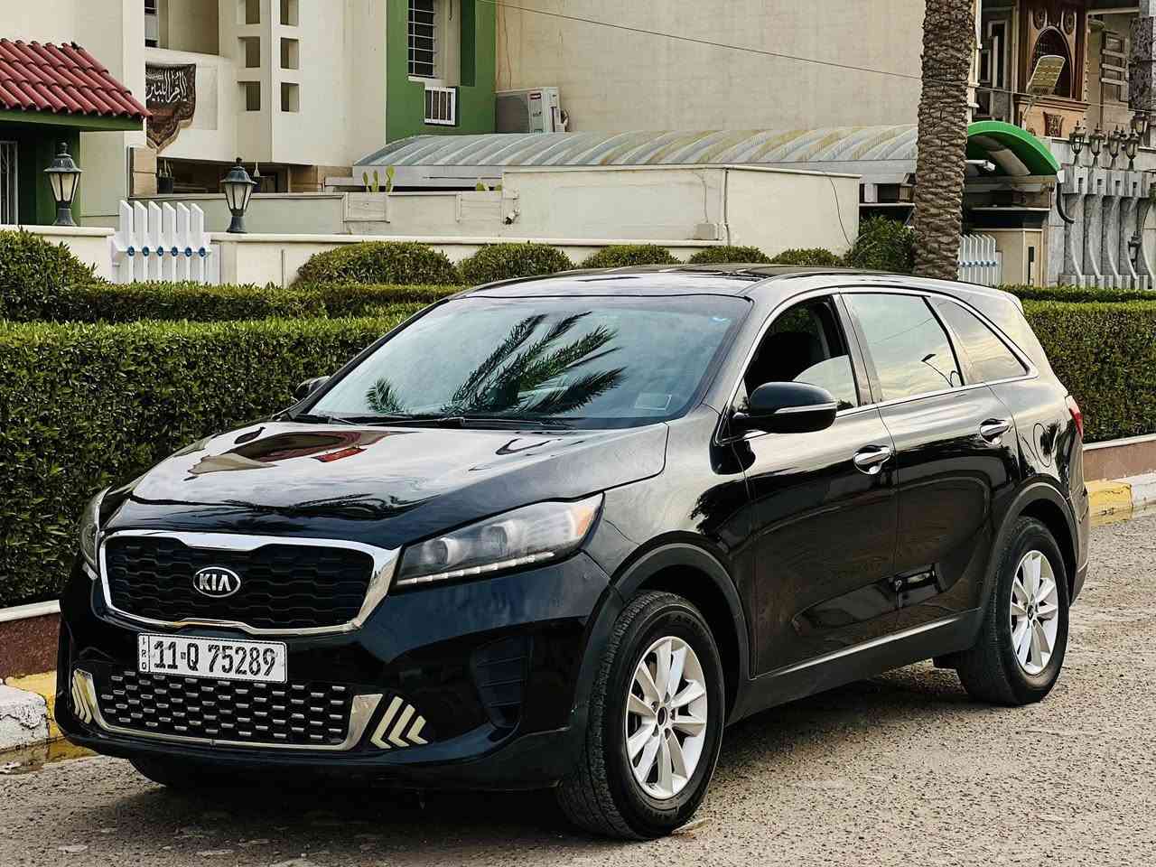 السلام عليكم
بيع مستعجل 

سورنتو 2019 امريكي بس بنيد رقم بغداد باسمي 

السعر 164 وبيه مجال موديل 19

مكاني بغداد *********** خاص مغلق

مواصفات السيارة 
7 راكب 
ماشية 75 
 مكينة 2400 مكفولة
لايت LED
 تحكمات استيرن جهتين
كامرة خلفية
3 قطع تبريد منفصل
حساسات امامي وخلفي
3 وظعيات للقيادة
اشاير بلمري
نظام ايكو تقليل الوقود + سبورت  

حادث السيارة كلش بسيط بدون دواخل مرفوق مع المنشور صبغ بنيد فقط شرط الفحص
