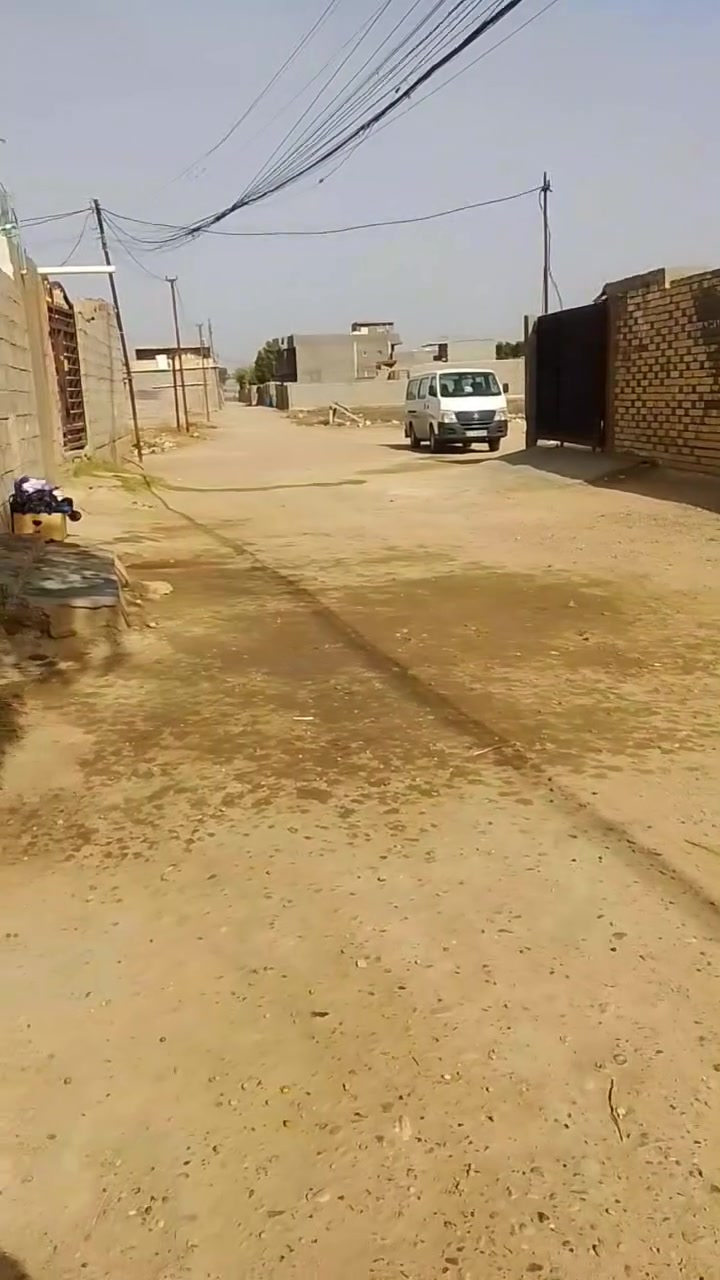 بسم الله الرحمن الرحيم..للبيع ارض زراعية المكاتبه بسمي 🏵️بمساحة 135 واجهة 6 والنزال 22 
 سند 25 المنطقة ابوغريب الفخرية الاولى رقم (12/1) خلف محطة بانزين خانة جوهرة العدنان شارع الشهيد مصطفى للاستفسار اكثر الاتصال *********** واتساب ..للعلم  🏠صاحب الدونم نفس الشارع
