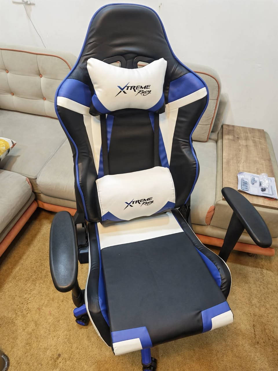 كرسي كيمينك اصلي ثقيل 
جديد غير مستعمل جاي ويا ماوس باد  
135 الف


**إذا كنت صاحب هذا الإعلان وتريد حذفه لأي سبب، رجاءا أرسل رسالة إلى الدعم الفني**