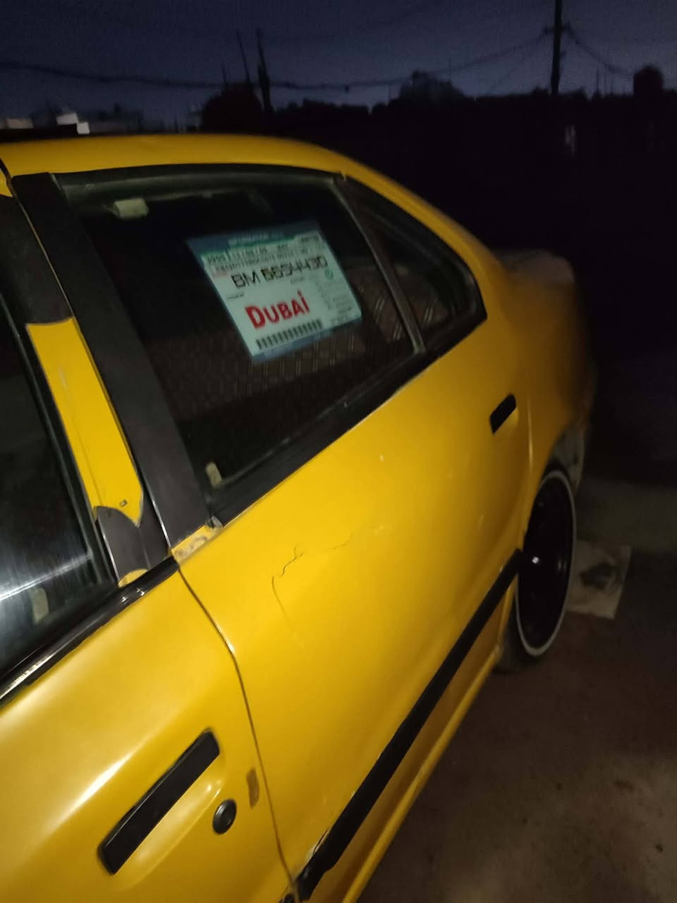 سمند موديل 11 سياره جاهزه جير ومكينه خير من الله بيها بس الباب اللي ورا السائق بي معجون*********** عنوان بغداد
