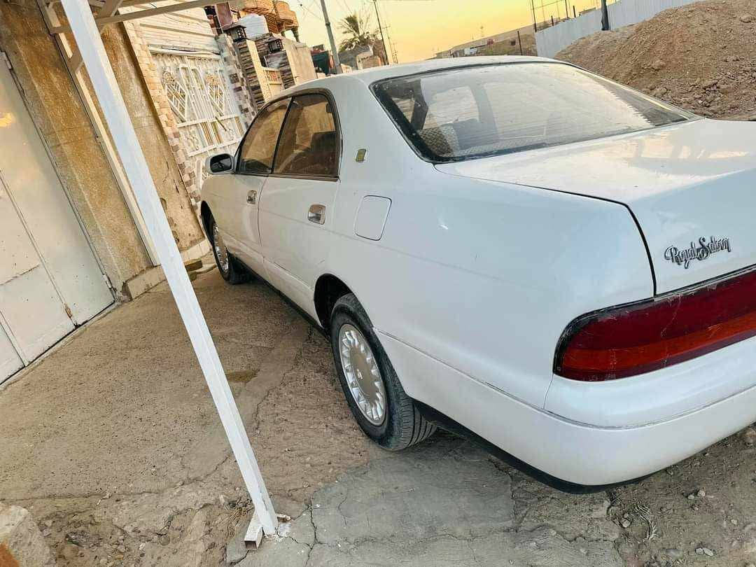 السلام عليكم
كراون بطه متصل موديل 1994
كير ومكينه 2500
حداديه جديده
تخم تاير
رقم واسط... الرقم الانكليزي الجديد 
السنويه بأسم وتحويل يمته ماتحب
معروضه 58$ وبيها مجال للشراي
***********
ما ارد عل الفيس هاتف فقط
 مكاني بالكوت
