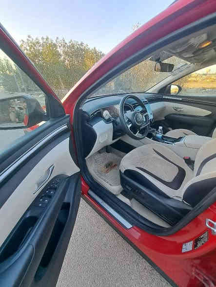 السلامً عليكم توسان موديل 2023 خليجي مكفول من الضربه والصبغ والبارد ماشيه ٥٢
مواصفات فول عدا البانوراما 
تشغيل عن بعد  ‎
بصمه + بصمه ابواب
هاند بريك بصمه 
اشارة ترحيب
كامره دواره 
‏‎دشبول شاشه الكترونيه
كشنات عدد٢ كهربائي 
مري شفط
تحكمات استيرن
‏‎تبريد قطعتين 
‏‎حساس امامي 
‏‎حساس خلفي 
‏‎درايف مود 
‏‎شاحن موبايل 
‏‎بردات أبواب خلفية 
رقمها بغداد الجديد بسمي
السعر ٢٠٨اوبيها مجال *********** بغداد
