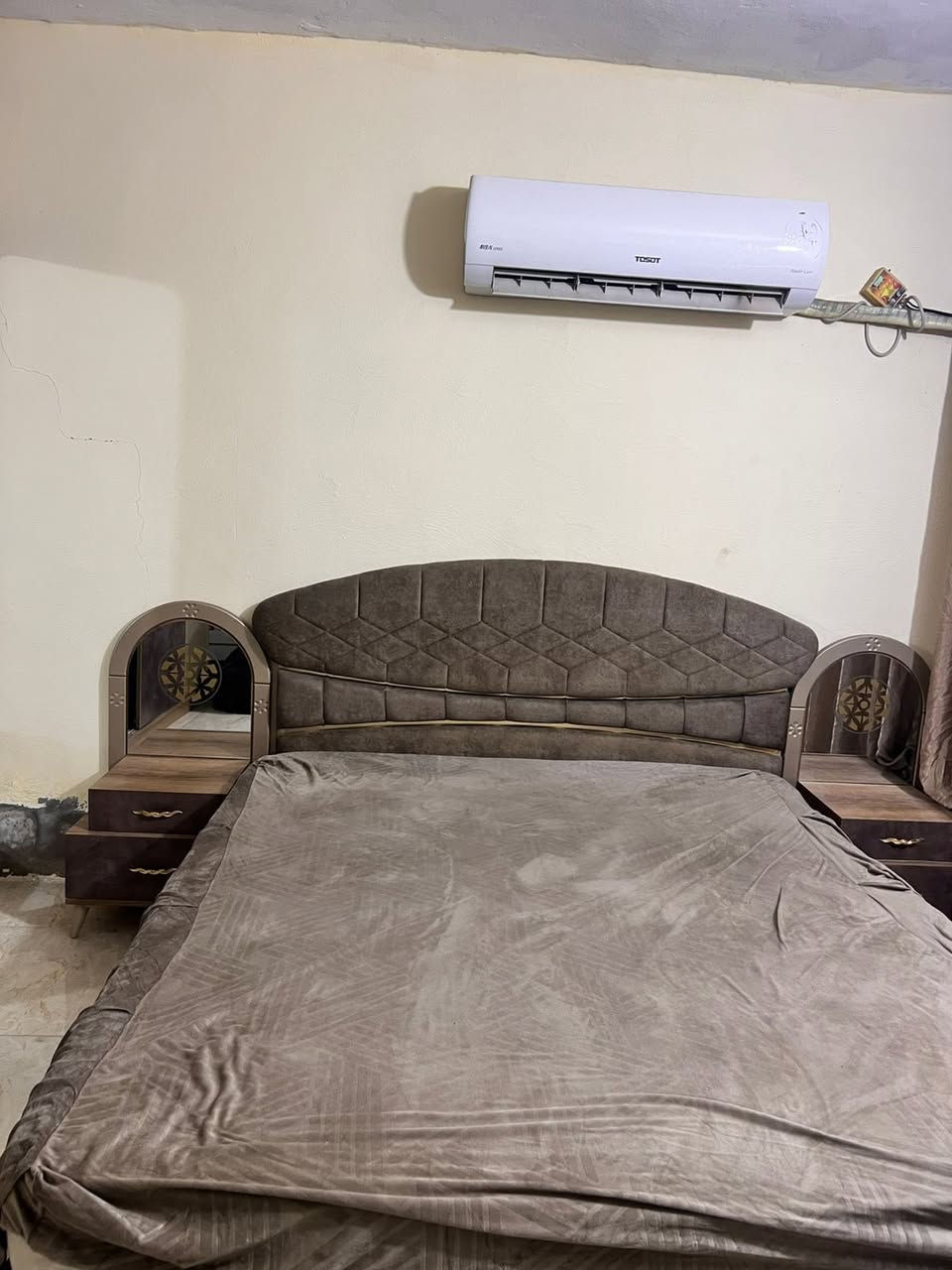 غرفة نوم للبيع ب ٤٥٠ بدون فراش مع الفراش ٥٥٠ بيه مجال بسيط عنوان بعقوبة الكاطون 

‭+٩٦٤ ٩٦٤٧٧٥٧٧٩٧٢٧٧‬

‭٠٧٧٣ ٤٢٦ ٦٣٢٧‬
