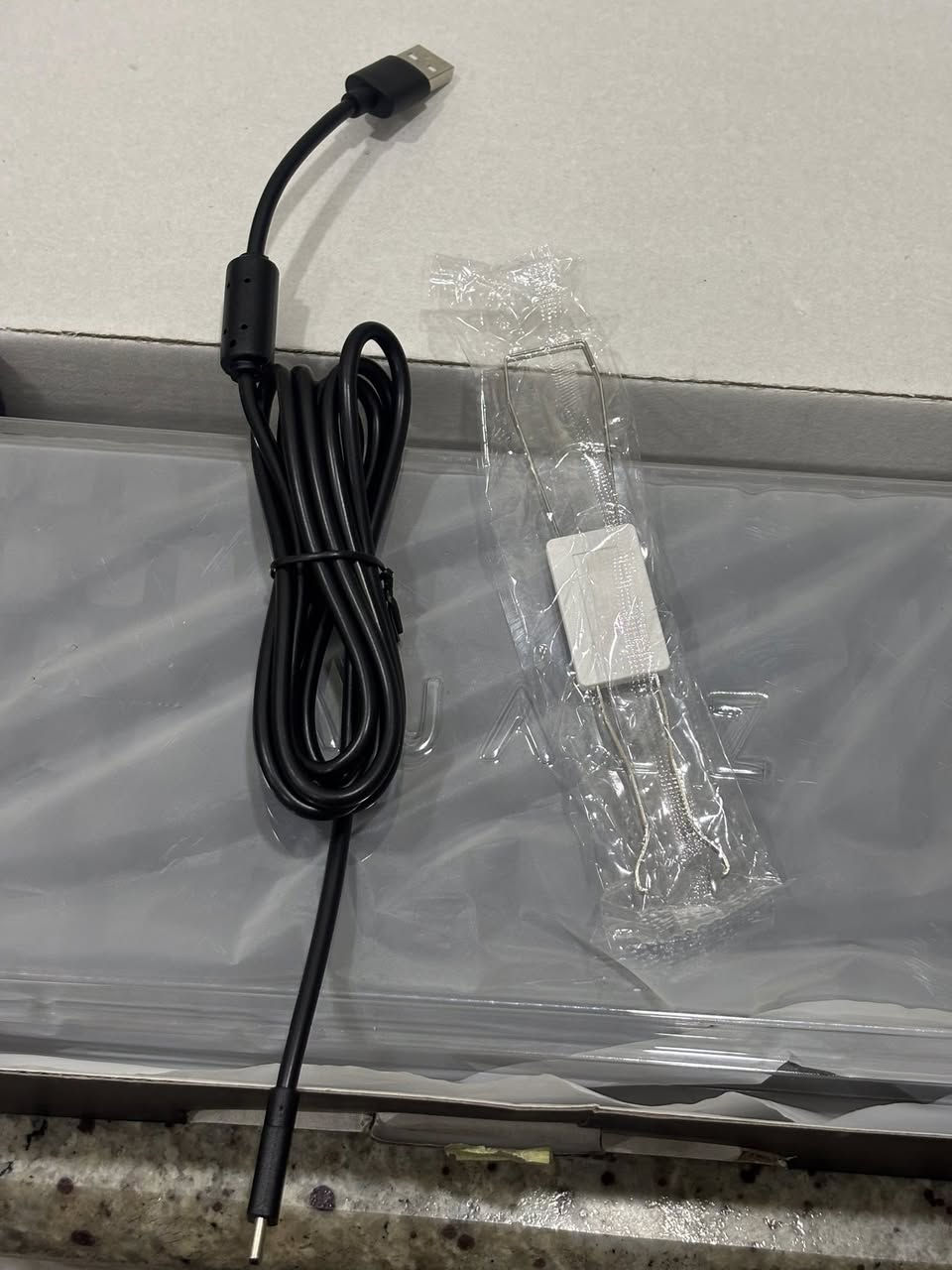 السلام عليكم جميعا كيبور اجاز 820k السعر 30 الف  وفلاش من شركة hp(2TB)   السعر 20 الف يوجد توصيل لجميع المحافظات


**إذا كنت صاحب هذا الإعلان وتريد حذفه لأي سبب، رجاءا أرسل رسالة إلى الدعم الفني**