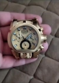 ساعة • بدون سير • جديده