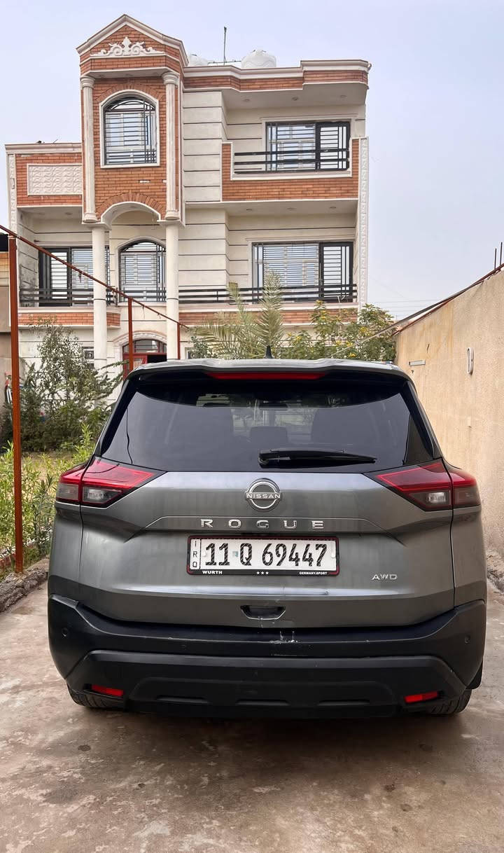 نيسان روج ٢٠٢٣ توربو
حادثها بجم وبيها صبغ باب وجاملغ ومباوك الباب الخلفي للتوحيد السيارة نظيفه وجديدة مرقمة بغداد خواتها بدون رقم سعرهن ١٦٠ وفوك السيارة معروضه بسعر مناسب جدا ١٣٧ ورقة رقم التلفون ***********
