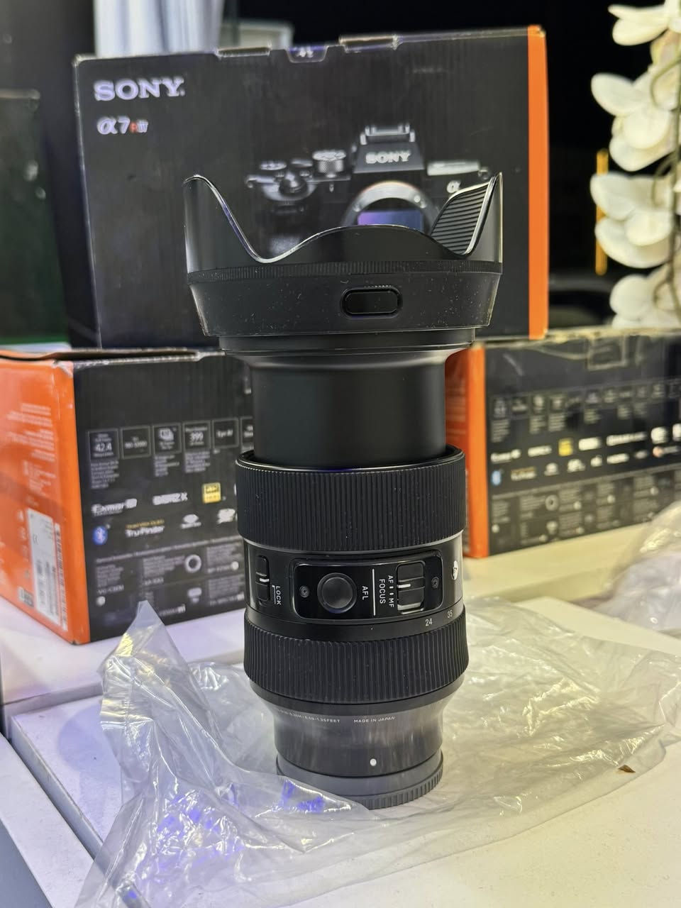 Lenze 24-70 
2.8 sigma 
Bo froshtn 
Nrx 650$
👌🏻
***********
