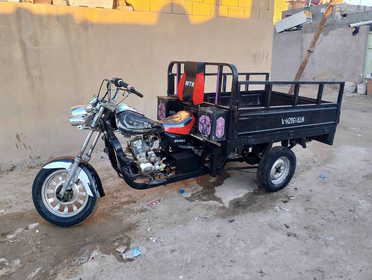 السلام عليكم ستوته للبيع 2016 اوراق وكيل سما بغداد محرك جديد ما مفتوح ستوته نظيفه وجاهزه مكان النجف سعرها 1,200 بيها مجال ***********
