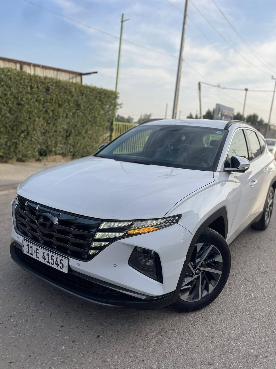 السلام عليكم
للبيع أو المراوس 

توكسان           موديل                   2024 

السعر 213 وبيها مجال للطيبين 

فول مواصفات 

المواصفات 

بصمة 

ترحيب 

كامرة دوارة 

نفكيشن 

داخل ابيض 

تشغيل عن بعد  

مري شفط 

شاشة إلكترونية 

عداد دجتل 

لد نهاري 

كشاف ضباب 

بردات خلفية 

كراسي كهرباء 

حساس امامي 

حساس خلفي 

سايد بريك بصمة 

وباقي المواصفات المعروفة 

السيارة كفالة من الصبغ والتبديل

 عد بارد مكان واحد كد شبر فقط 

رقم بغداد بسمي سنوية لل 2030 رقم دولي 

مكاني النجف 

***********
