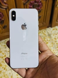 آيفون X • ٦٤ • بطاريه ٨٠