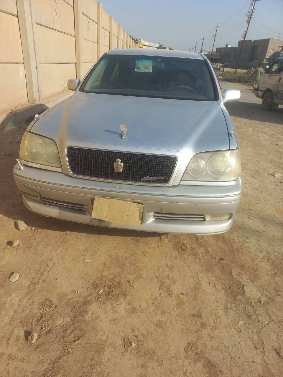 سلام عليكم سياره ملكه أدوات سعر ٣٠ وبيها مجال الاستفسار الاتصال ع رقم ***********
