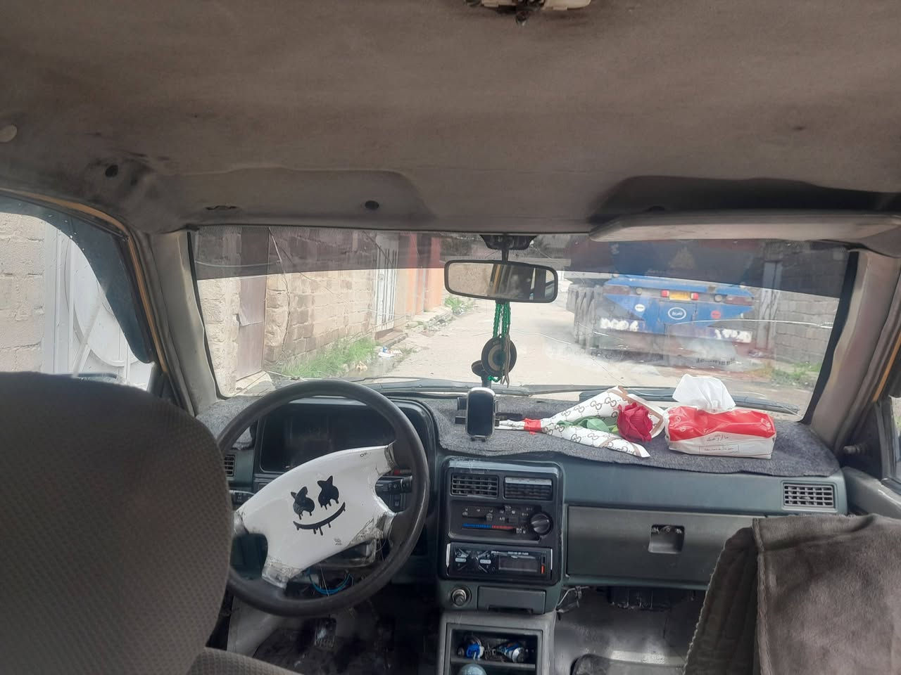 ابيع نقد بس.. سايبا موديل 11.. كير شرط مكينة شرط... كابون موجود.. رقم بغداد  بل موصل شرط الوكالة والتحويل مشروع وطني تحويل بل موصل.. هيئة 380غرمات صفر.. بدون ضرر.. طخم جديد استيرن بور عينة كلج درام شفتات كلو كلو جديد.. تدفئة تبريد.. كلو شغال سياره جديده ما تصرف عليهة ربع كبل عل شارع ويرمنية كلهة شغال شرط... السعر 18نهايتة مكان الايمن شقق اليرموك ***********.. ابيع نقد بس
