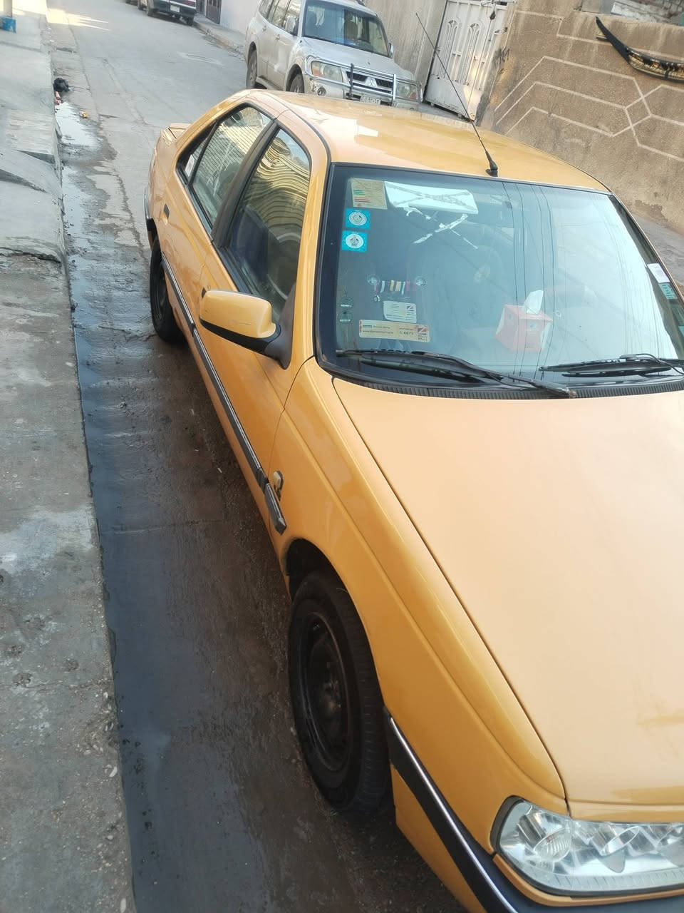 السلام عليكم سياره بيجو لميس موديل 2016
مكينه وكير خير من الله تدفئه وتبريد شغال والسياره كله شغاله مكانه الحبيبيه 
‏‪0773 490 7872‬‏
