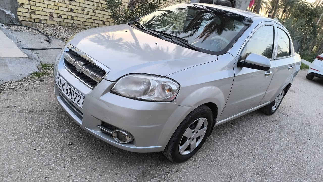 افيو 2009 خليجي 
كير ومحرك تبريد صدر تايرات كله مضبوط سياره جاهزه ونظيفه مال جناي ، صبغ حزام اثر جراد وشخوط ، رقم بغداد الجديد تتحول بأي محافظة ، محرك 1600 مسكر ، المكان بابل  ، السعر 57
***********
