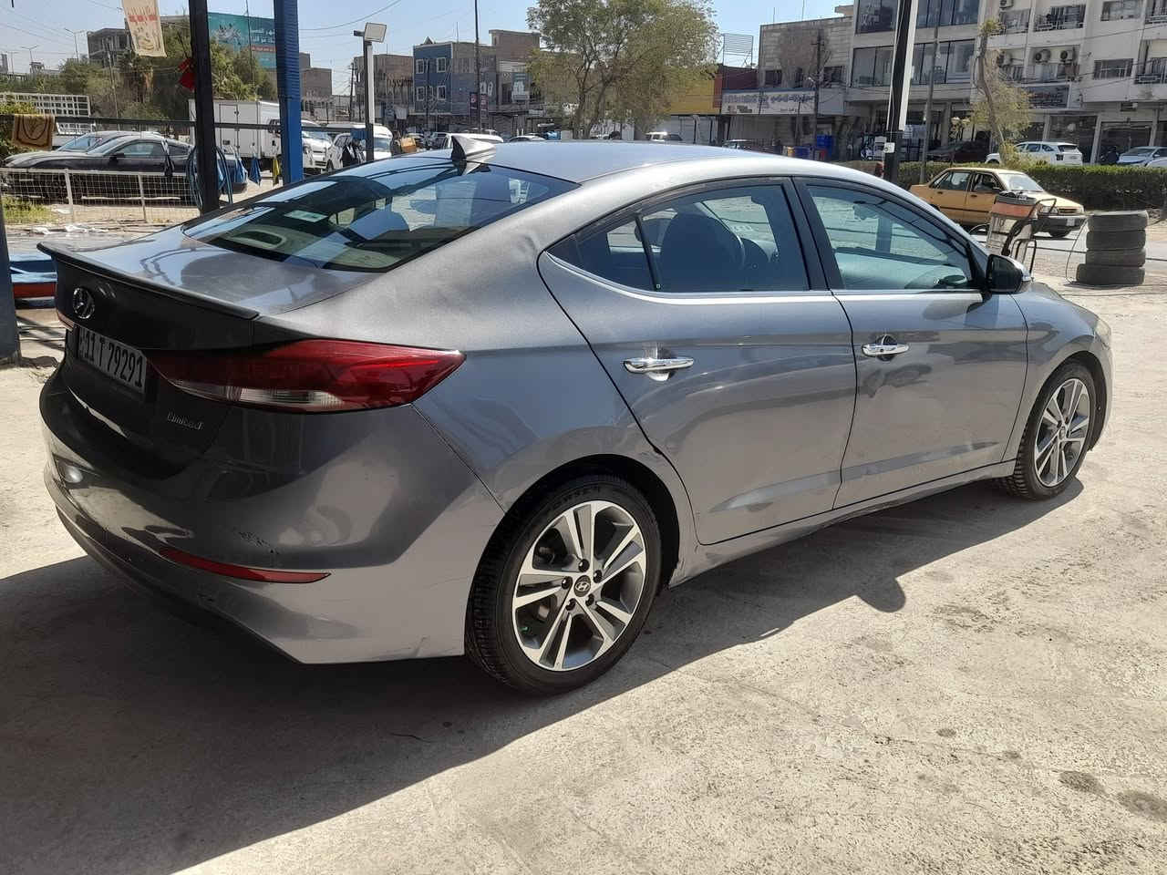 النترا 2017 Limited فول مواصفات عدة الفتحة تحكمات استيرن اشايري مري كاميرا السيارة جاهزة من كلشي كير مكينة تبريد كفالة
هزة جديدة السنوية ب اسمي
بقية التفاصيل موجود سونار 
السعر 108$ 
*********** 
المكان بغداد الدورة
