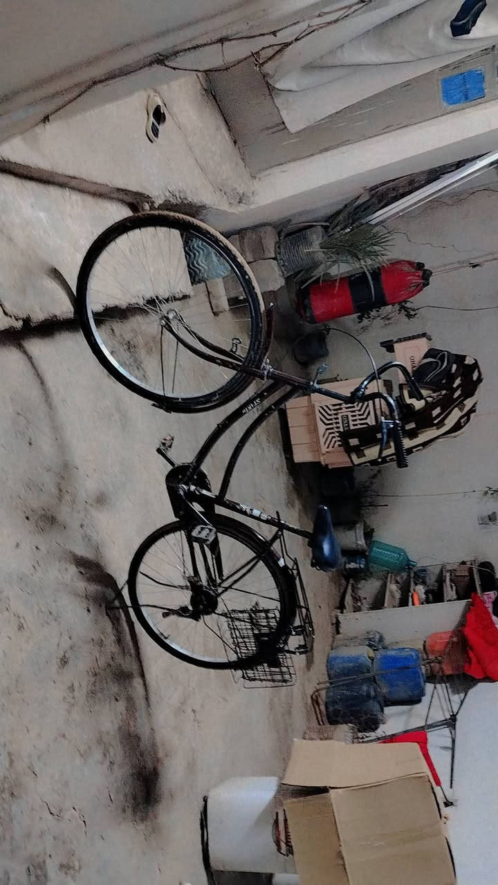 سلام عليكم بايسكل بناتي حجم 26 بيسكل جديد بايدر خفيف ماعيزه شي موديل 2020شُهّر 7 سعر 65 مكاني بغداد حي البتول رقم ***********
